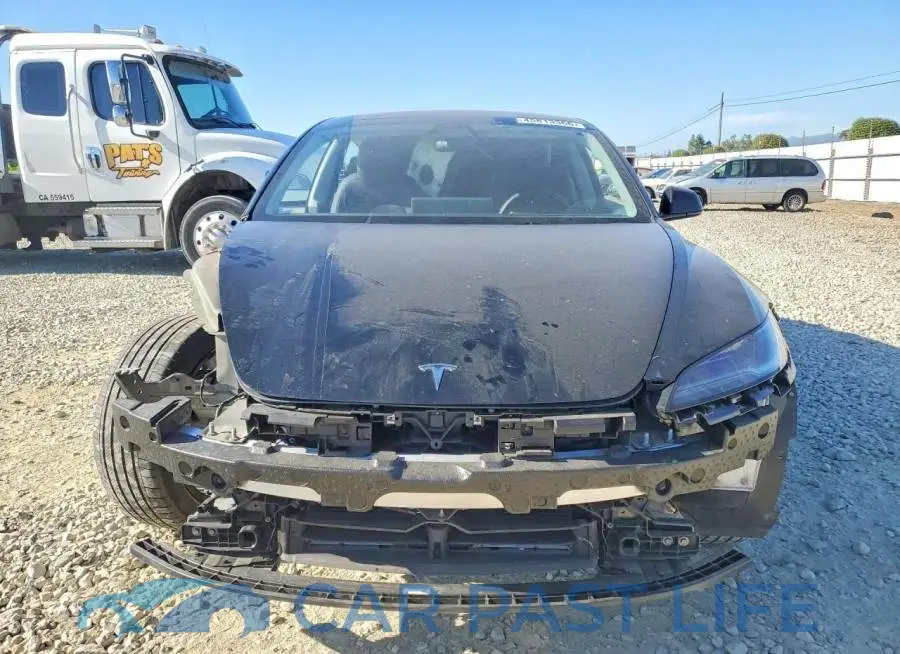 5YJ3E1EA3SF932042# 5