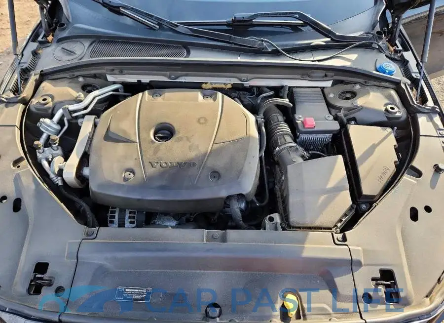 YV1A22MK4H1013081# 11