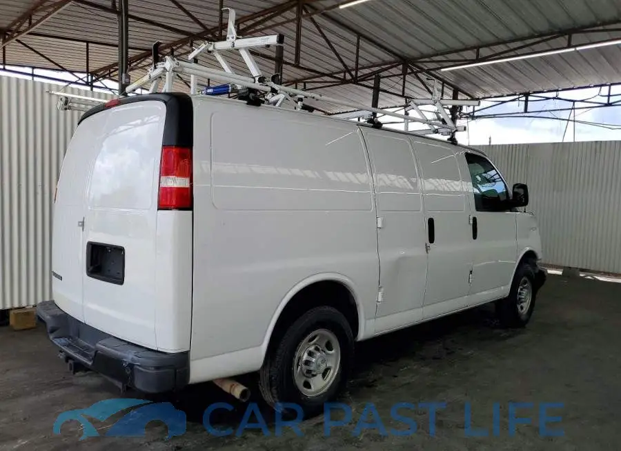 1GCWGAFP8P1104482# 3