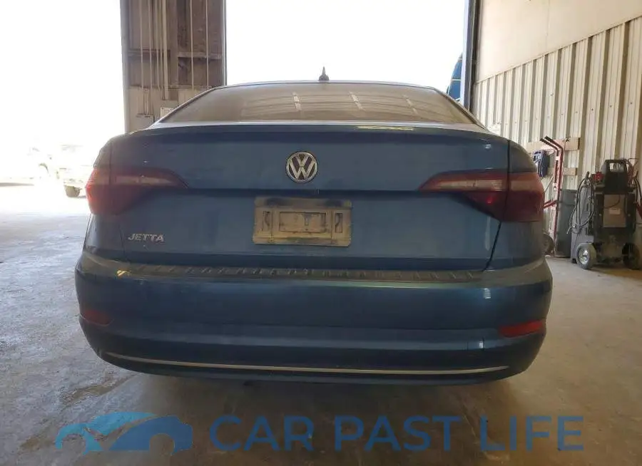 3VWCB7BU2LM072865# 6