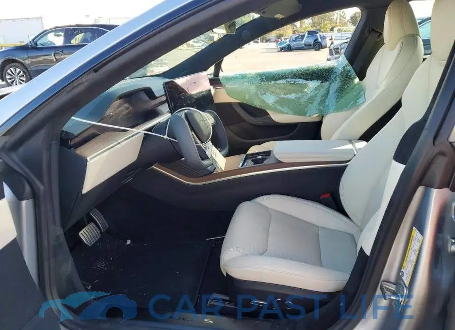 5YJSA1E50RF542875# 7