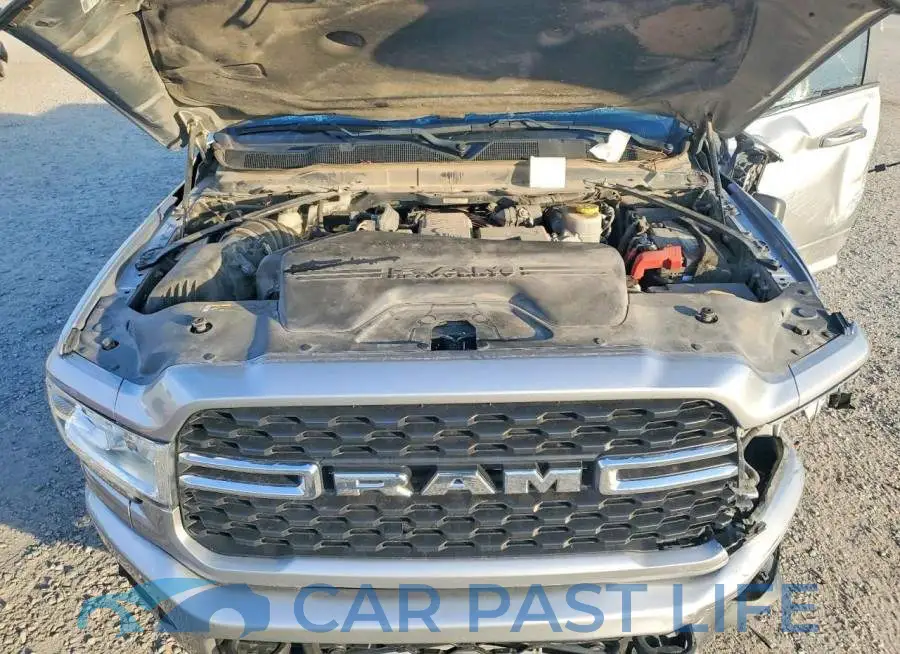 3C6UR5DL2NG195621# 11