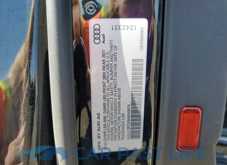 WAUL2BF26NN049979# 12