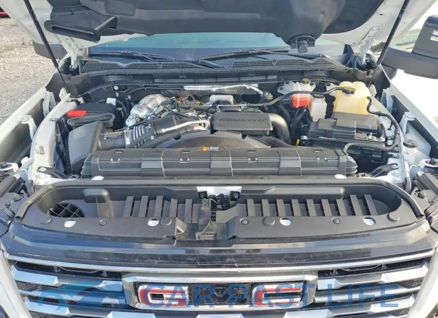 1GT4UPEY3SF124602# 12