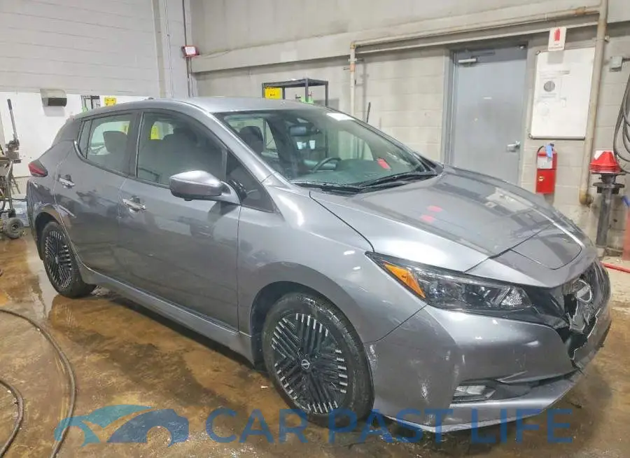 1N4CZ1CV9RC552310# 4