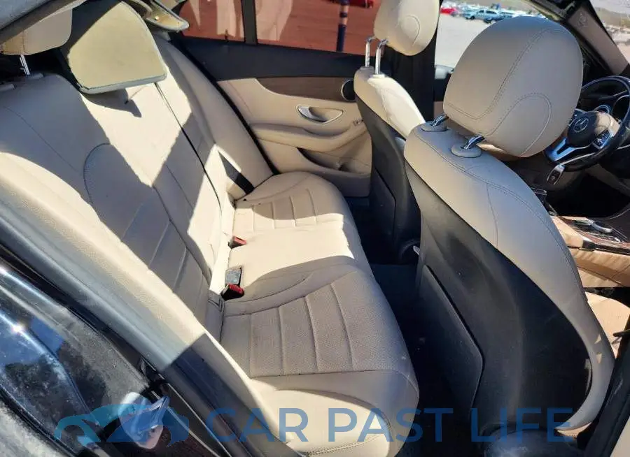 WDDWF8EB7KR515308# 10