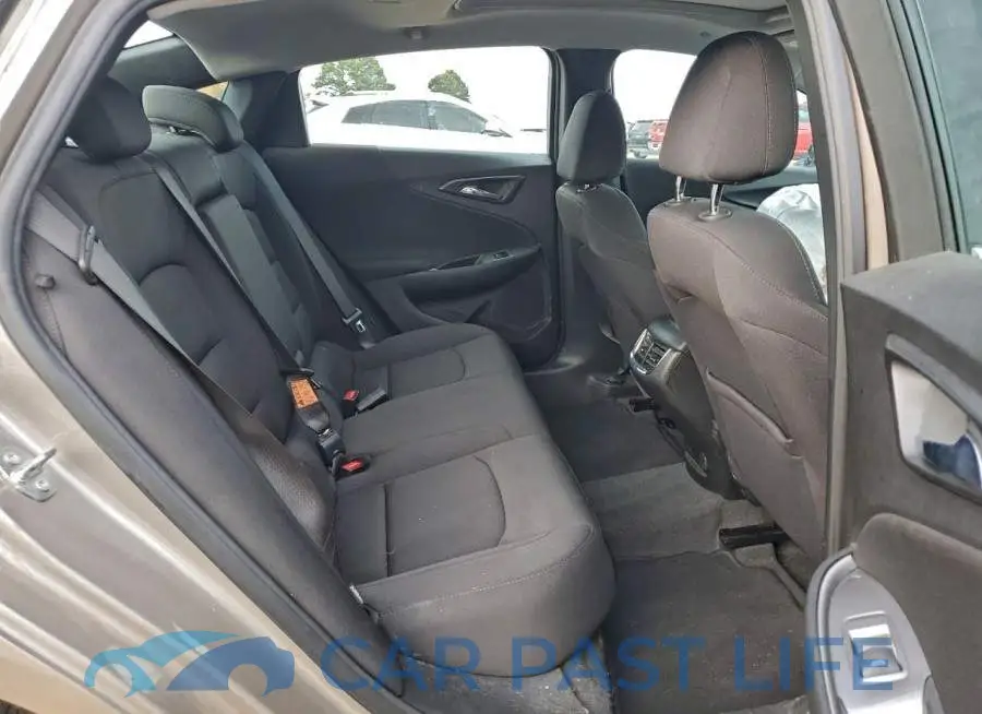 1G1ZD5ST9PF203422# 10