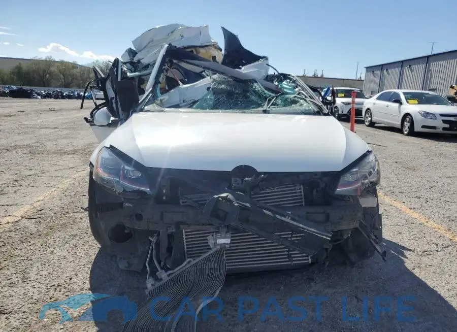 3VW5T7AU8LM007722# 5