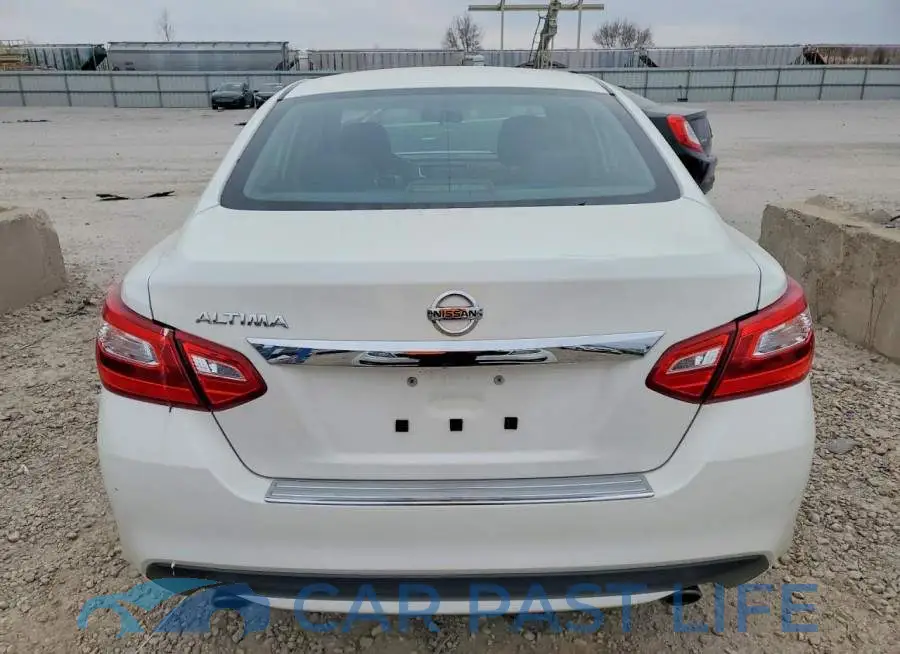 1N4AL3AP5HN308651# 6