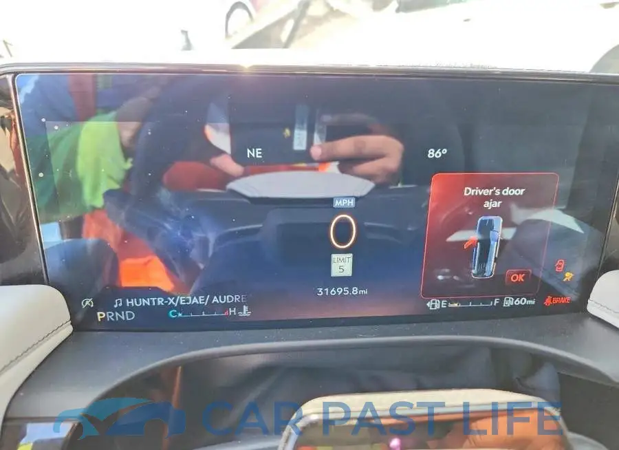 5LM5J7XC9SGL12168# 9