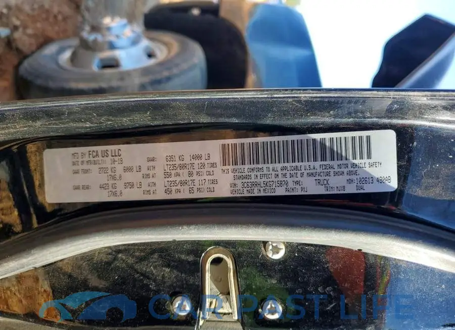 3C63RRHL5KG715870# 12