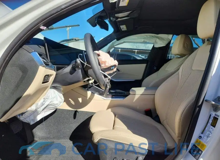3MW89FF05R8E04317# 7