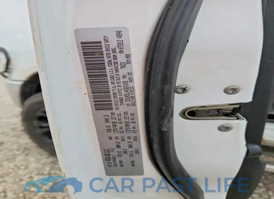 3C6UR5DL4KG631039# 12