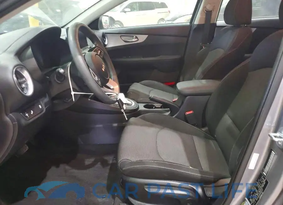 3KPF24AD3PE635177# 7