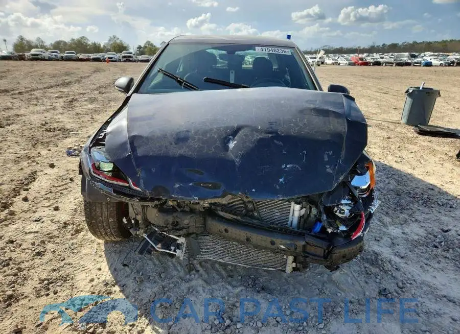3VW5T7AU3KM005889# 5