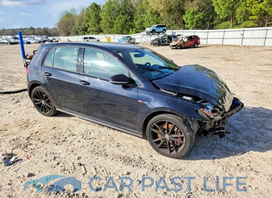 3VW5T7AU3KM005889# 4