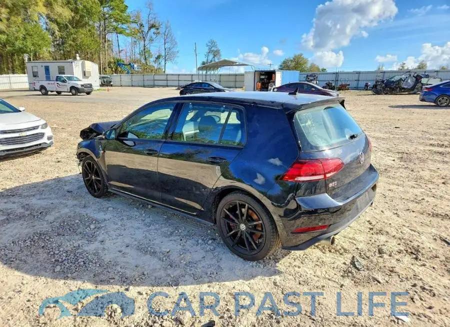 3VW5T7AU3KM005889# 2