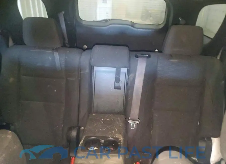 1C4RDJAG3KC827618# 10