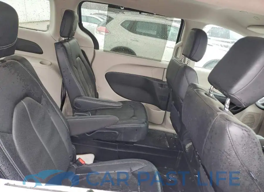 2C4RC1BG7NR179813# 11