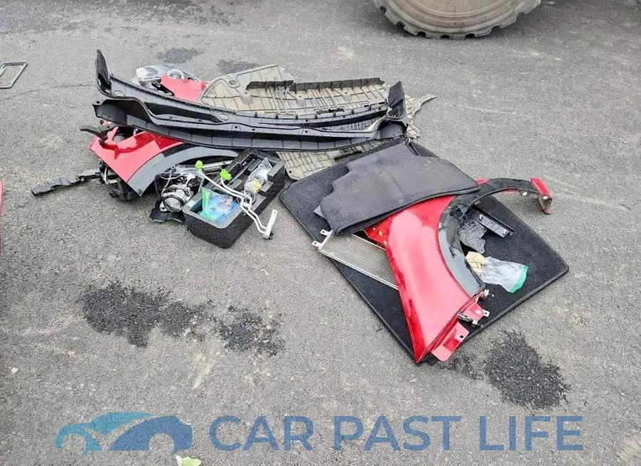KNDCR3L12P5032969# 12
