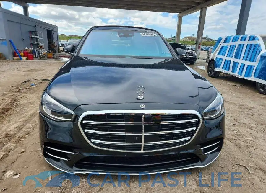 W1K6G7GB8RA270404# 5