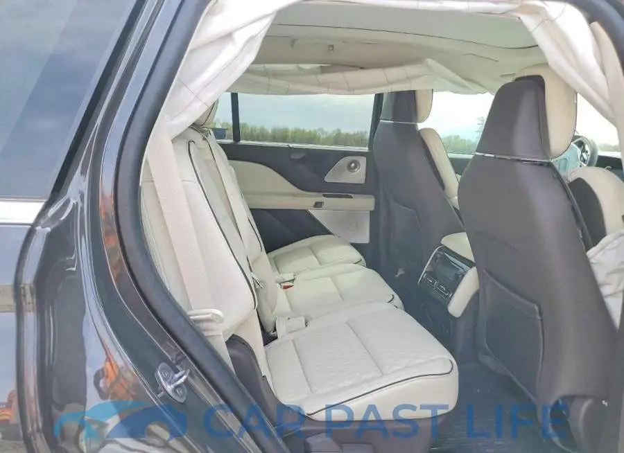 5LM5J9XC9RGL04884# 11