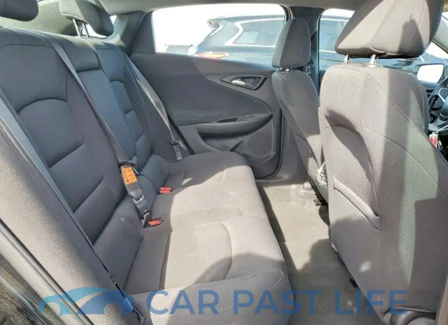 1G1ZD5ST8NF113529# 10