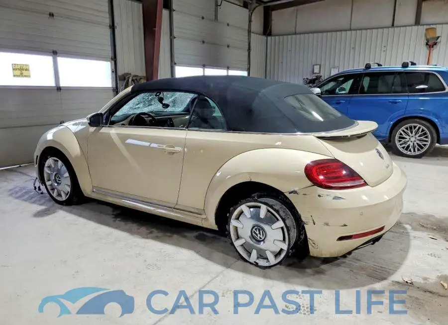 3VW5DAAT9KM512586# 2