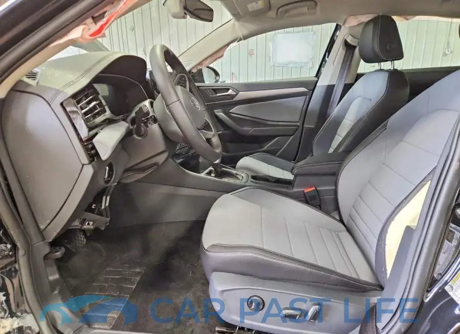 3VW7W7BU9TM031901# 7