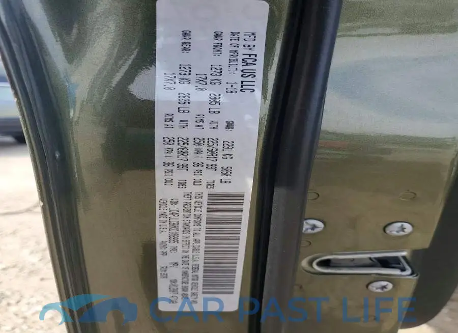 1C4PJLCB0KD108995# 14