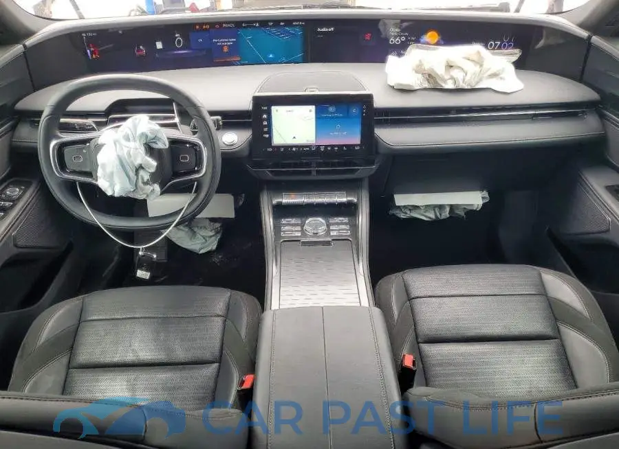 5LMPJ8KAXRJ865851# 8