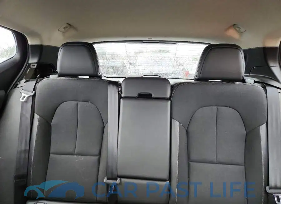 YV4162UK8L2323857# 10