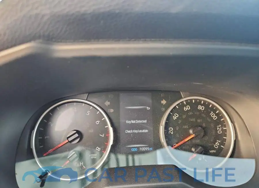 2T3C1RFV6NW230078# 9