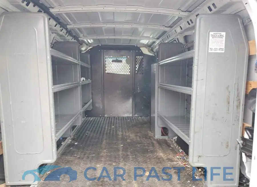 1GTW7AFP9M1307098# 10