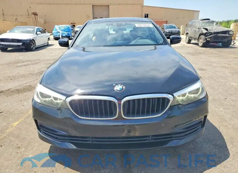 WBAJA7C53KWW18539# 5