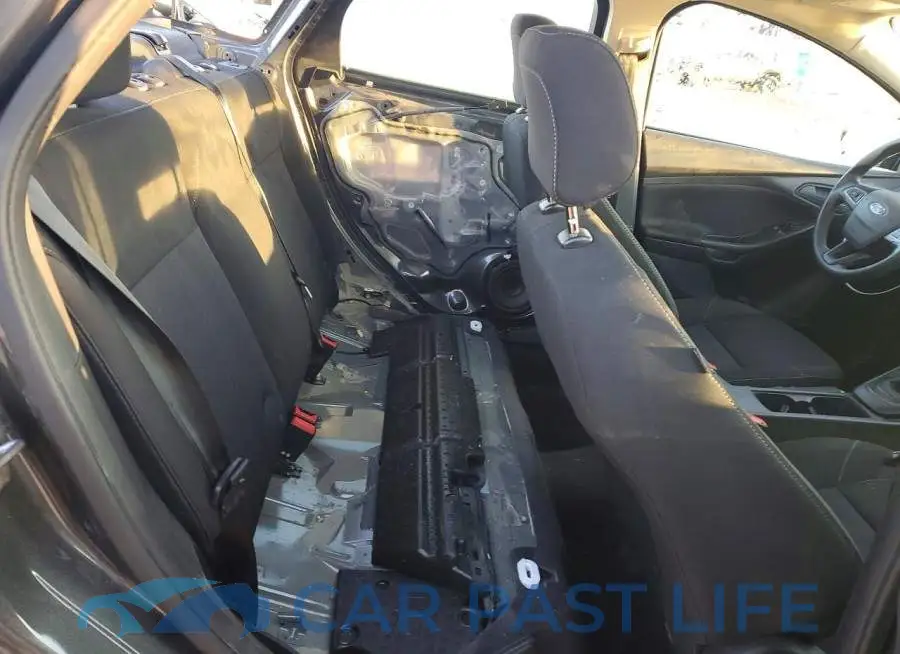 1FADP3E2XJL269962# 10
