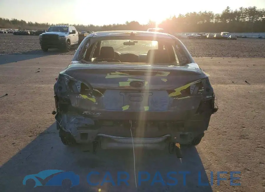 1FADP3E2XJL269962# 6