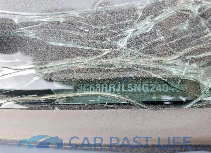 3C63RRJL5NG240400# 12