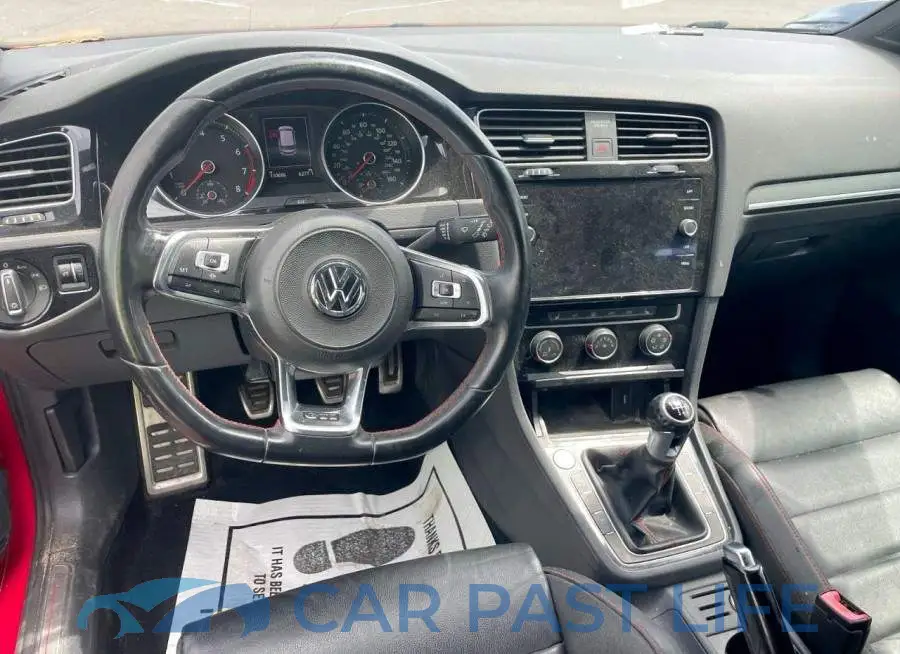 3VW5T7AU6KM002193# 9