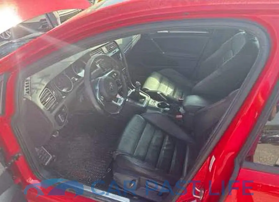 3VW5T7AU6KM002193# 5
