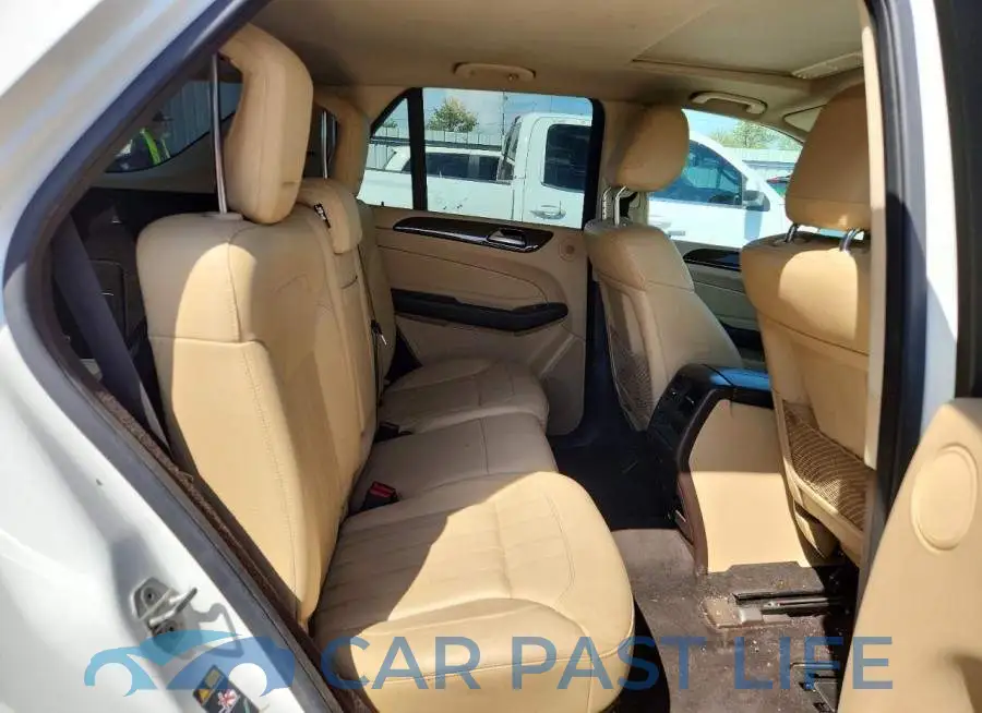 4JGDA5HB5HA816544# 11