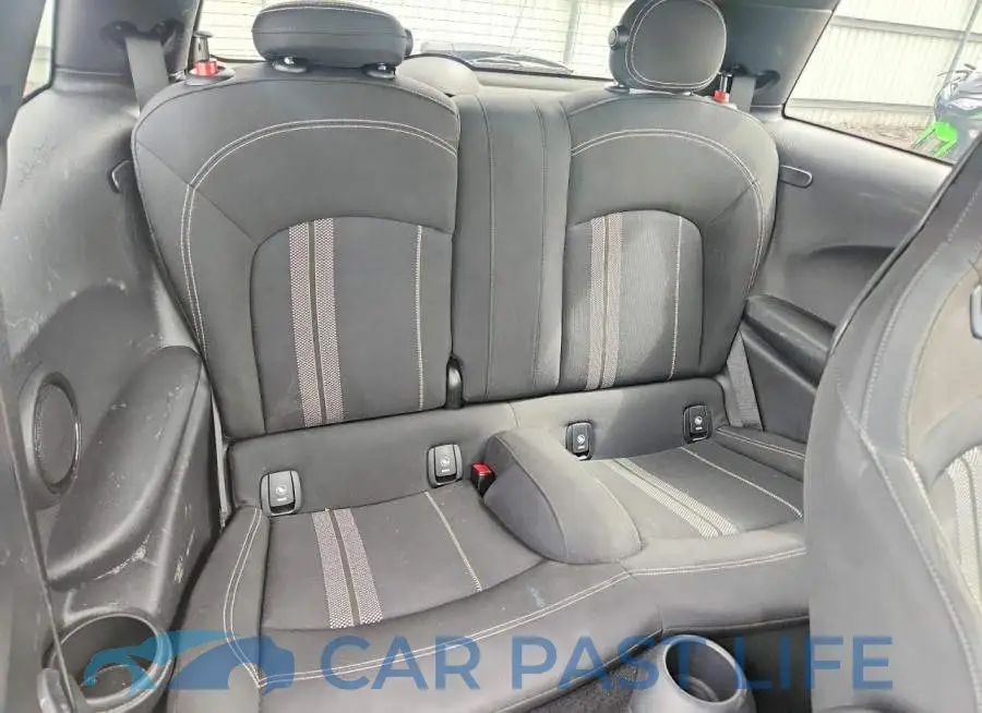 WMWXR9C02M2N89340# 10