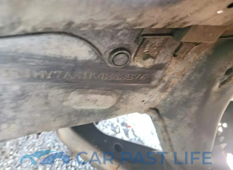 JTJHY7AX1K4282576# 14