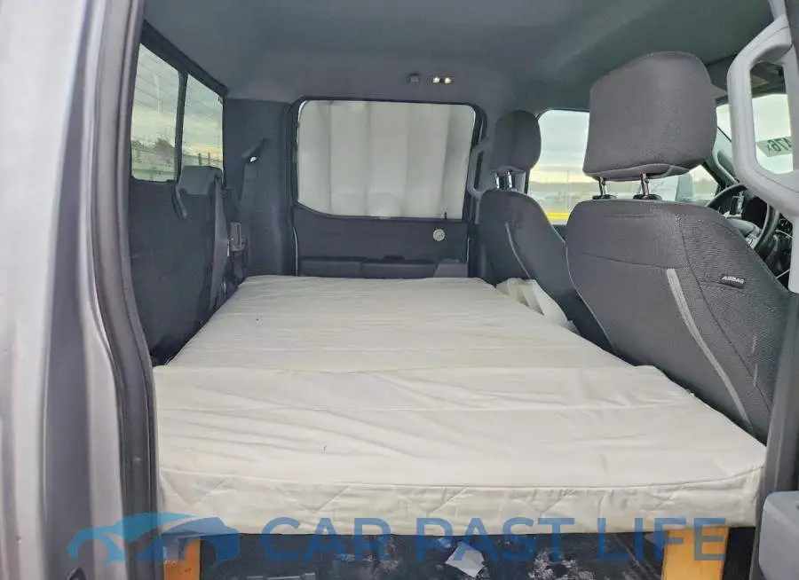 1FT8W3DT9PEE06654# 10