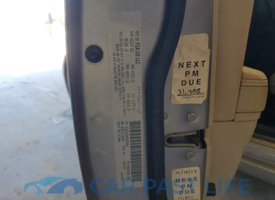 2C3CCAEGXHH565061# 12