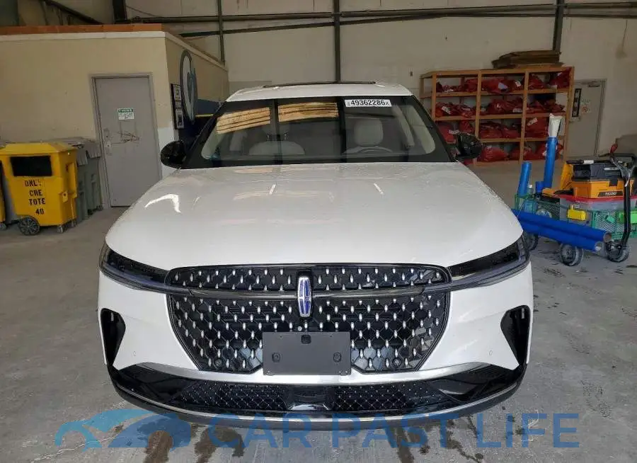 5LMPJ8J42RJ839868# 5