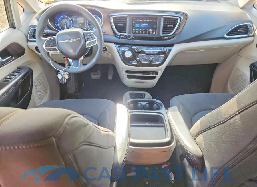 2C4RC1FG1JR172022# 8
