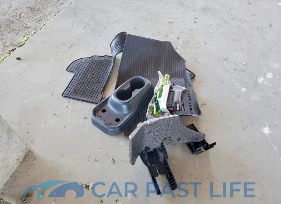 5TDEBRCH4RS607048# 13