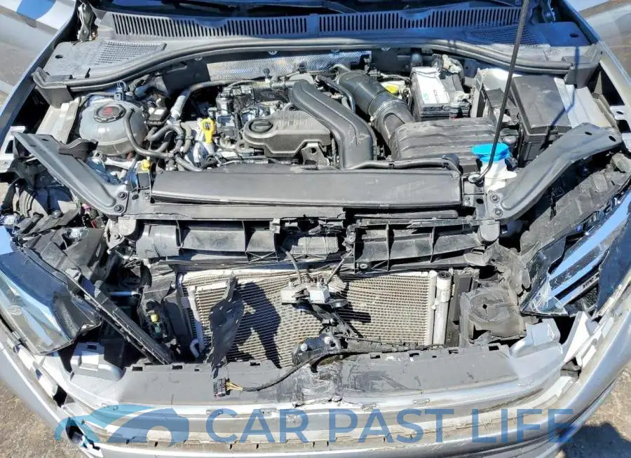 3VW7M7BUXPM024015# 11