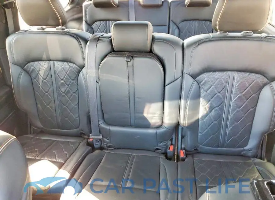 1C4SJVGJ1NS137056# 10